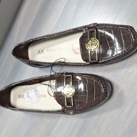 Anne Klein NWT size 8 flats/loafers - Picture 6 of 11